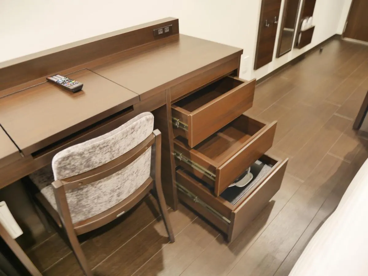Red Roof Inn & Suites Osaka Namba Nipponbashi Hotel