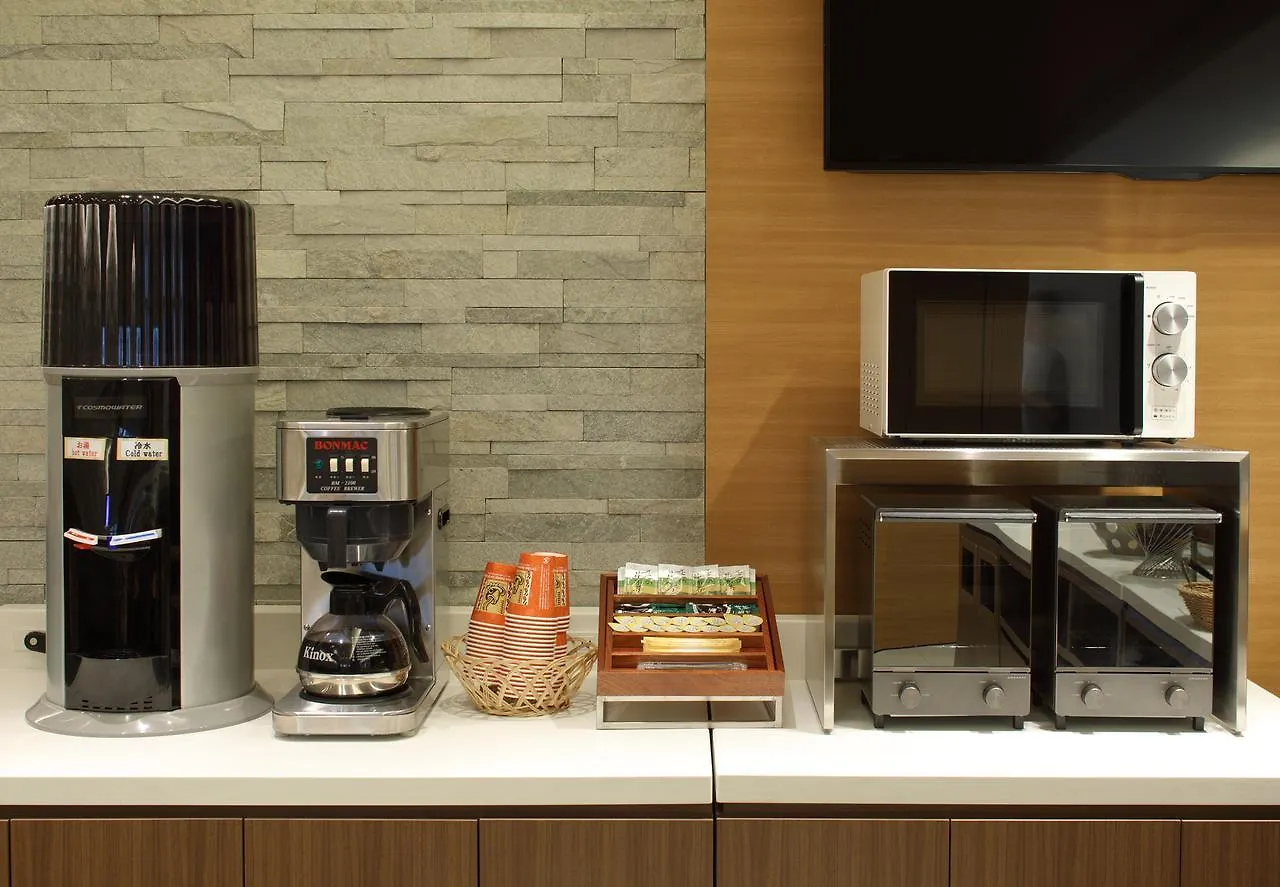 Hotel Red Roof Inn & Suites Osaka Namba Nipponbashi