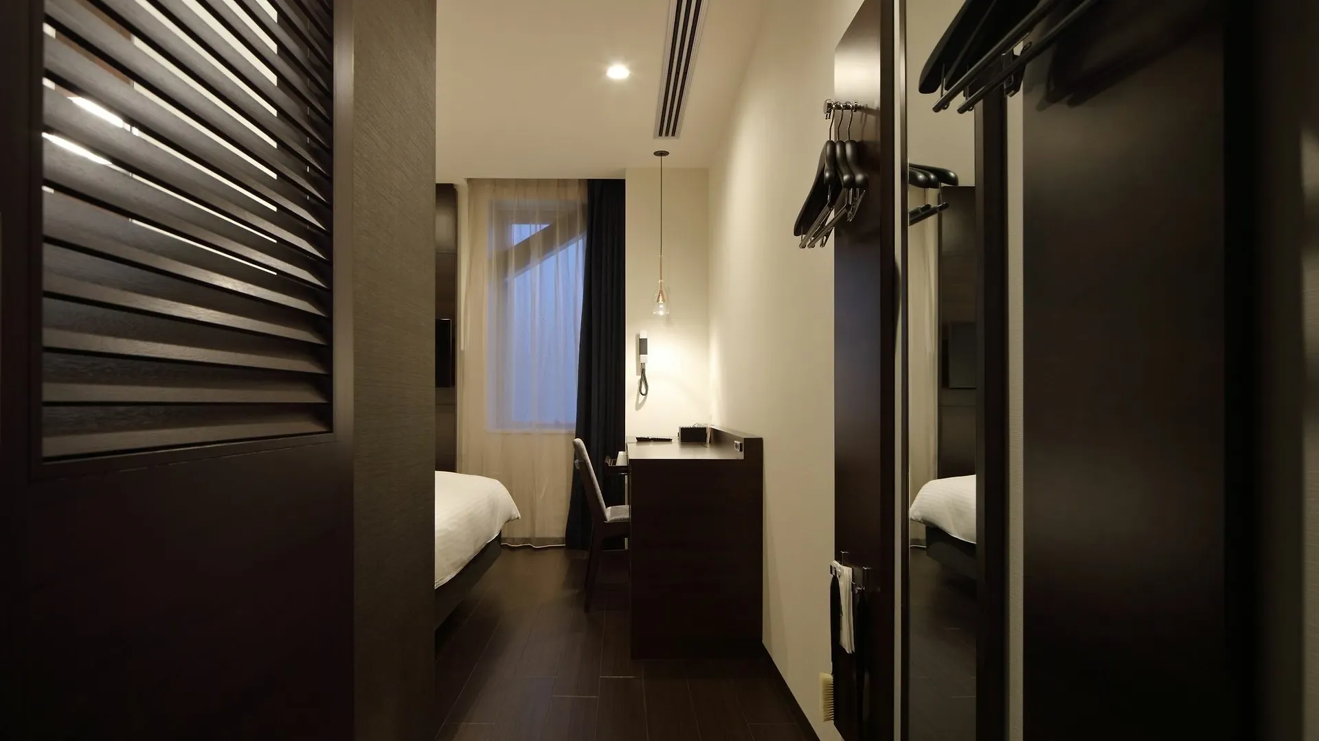 Red Roof Inn & Suites Osaka Namba Nipponbashi Hotel