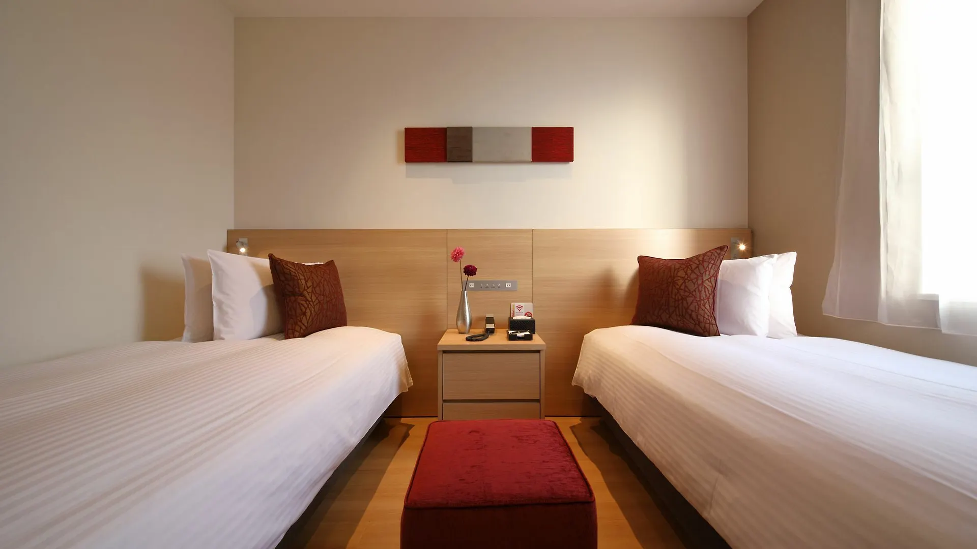 Red Roof Inn & Suites Osaka Namba Nipponbashi