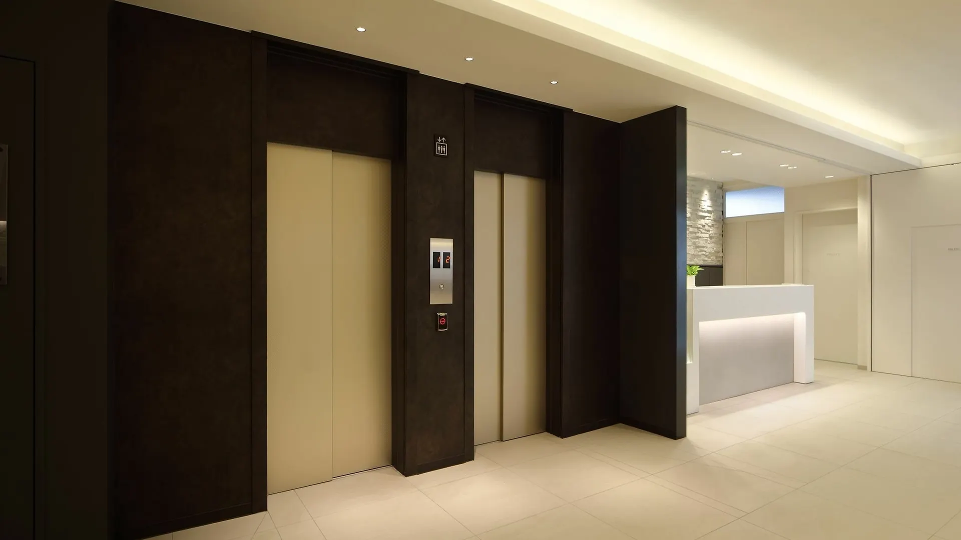 Hotel Red Roof Inn & Suites Osaka Namba Nipponbashi