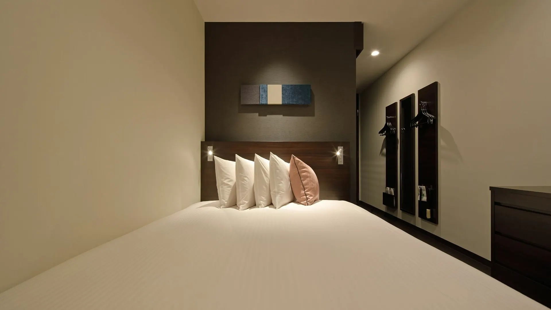 Red Roof Inn & Suites Osaka Namba Nipponbashi 3*,  Japon