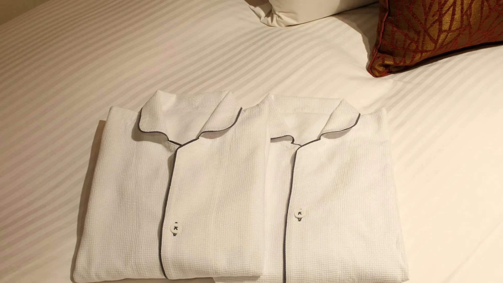 Red Roof Inn & Suites Osaka Namba Nipponbashi 3*,