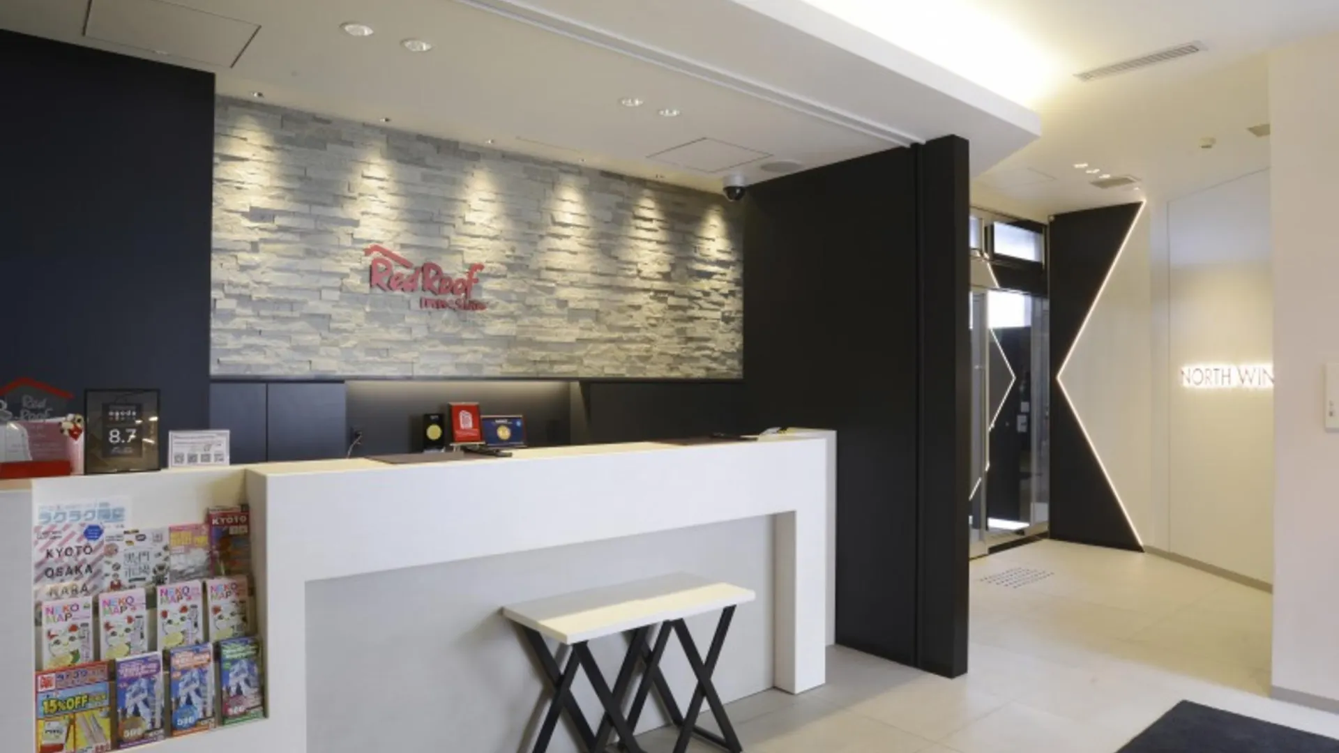 Red Roof Inn & Suites Osaka Namba Nipponbashi