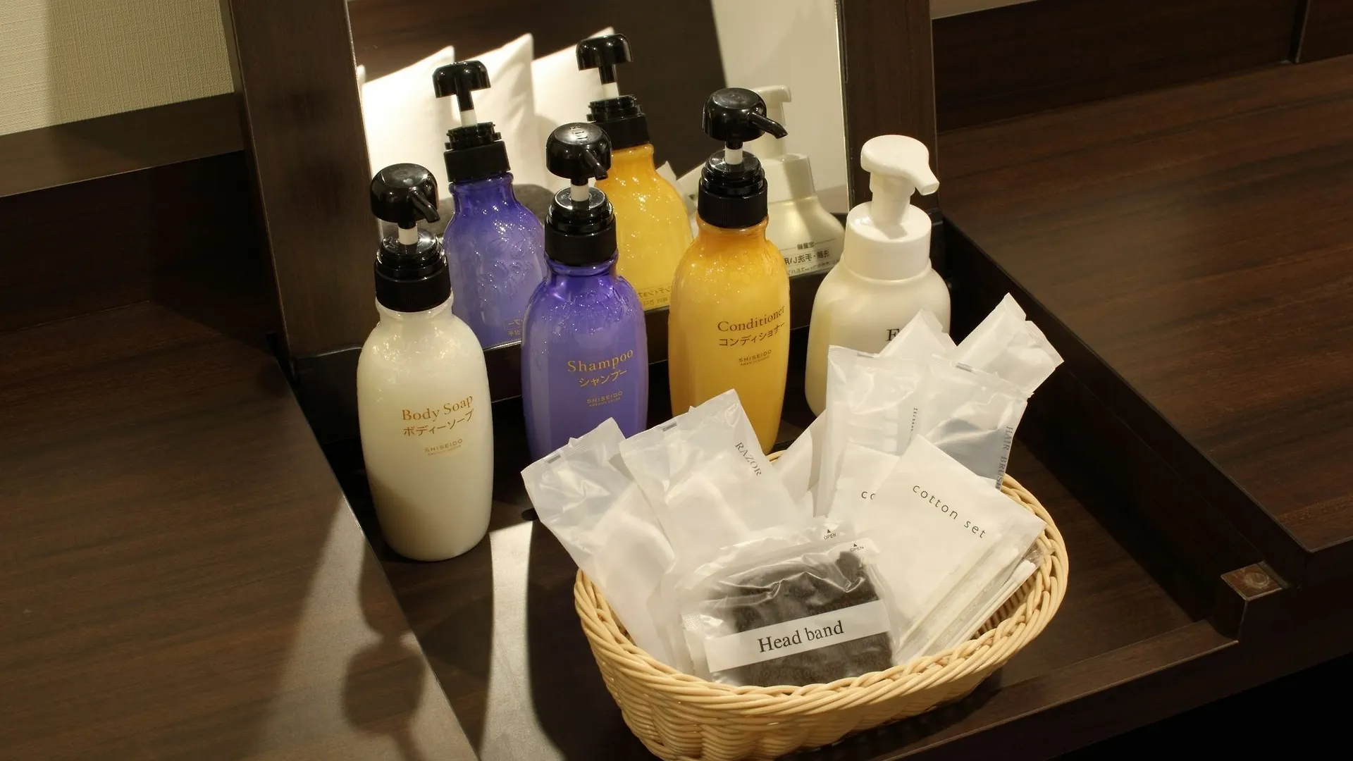 Hotel Red Roof Inn & Suites Osaka Namba Nipponbashi