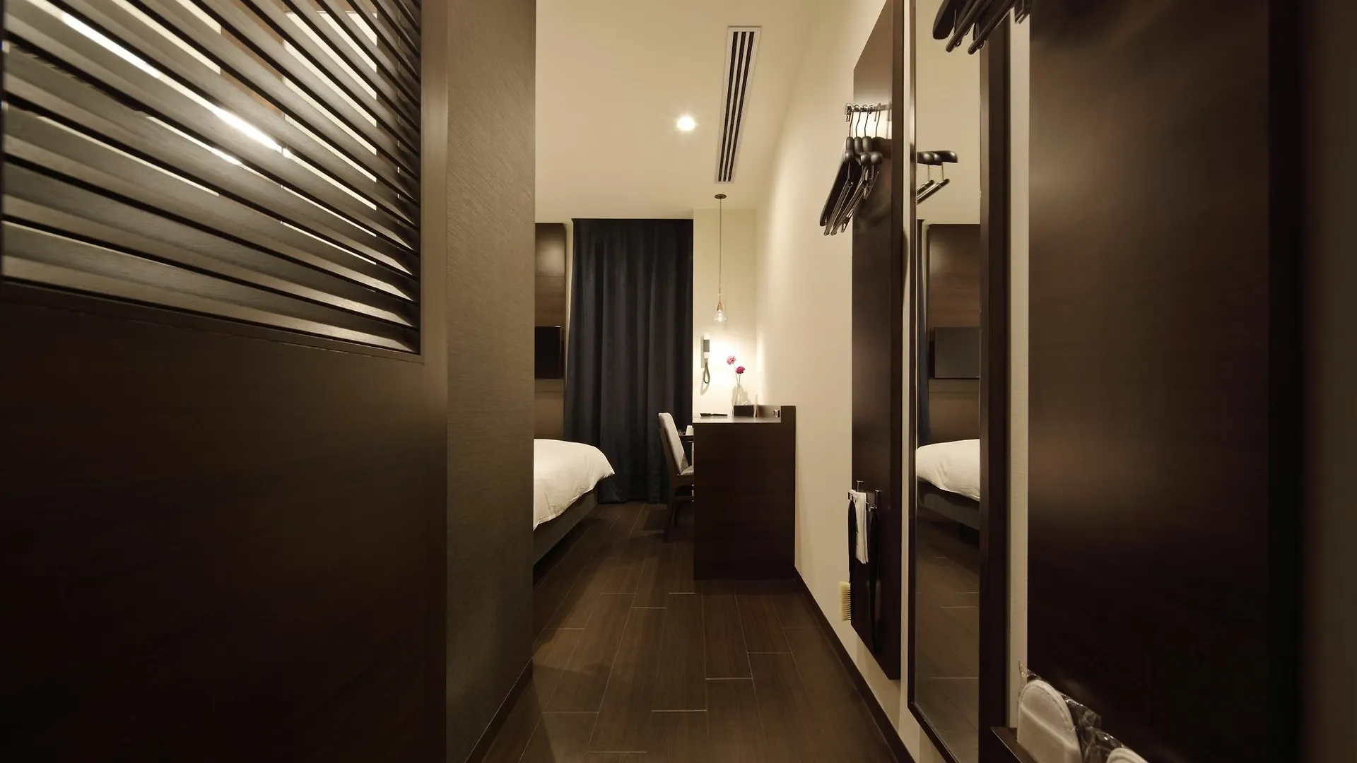 Red Roof Inn & Suites Osaka Namba Nipponbashi Hotel