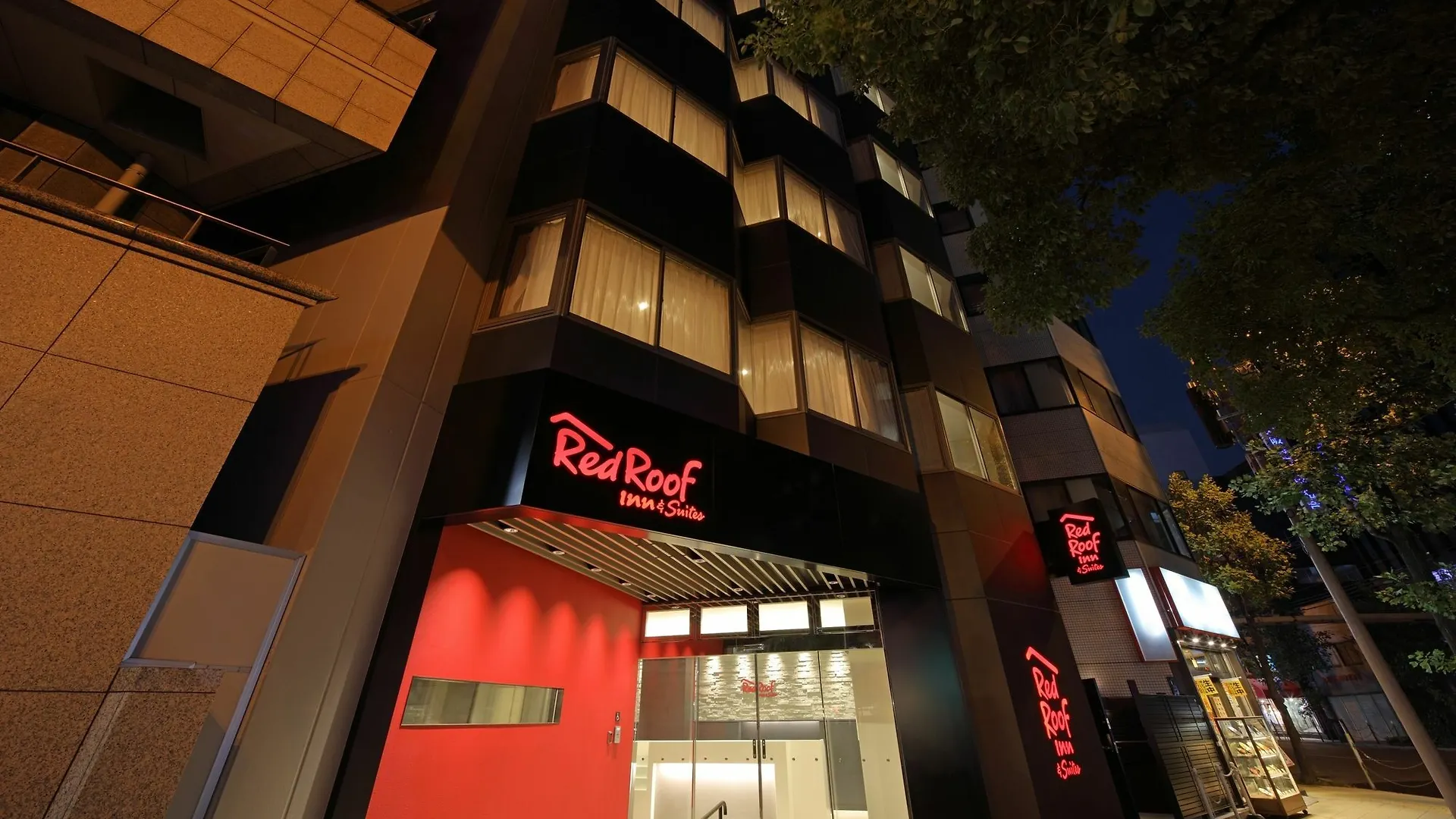 Red Roof Inn & Suites Osaka Namba Nipponbashi