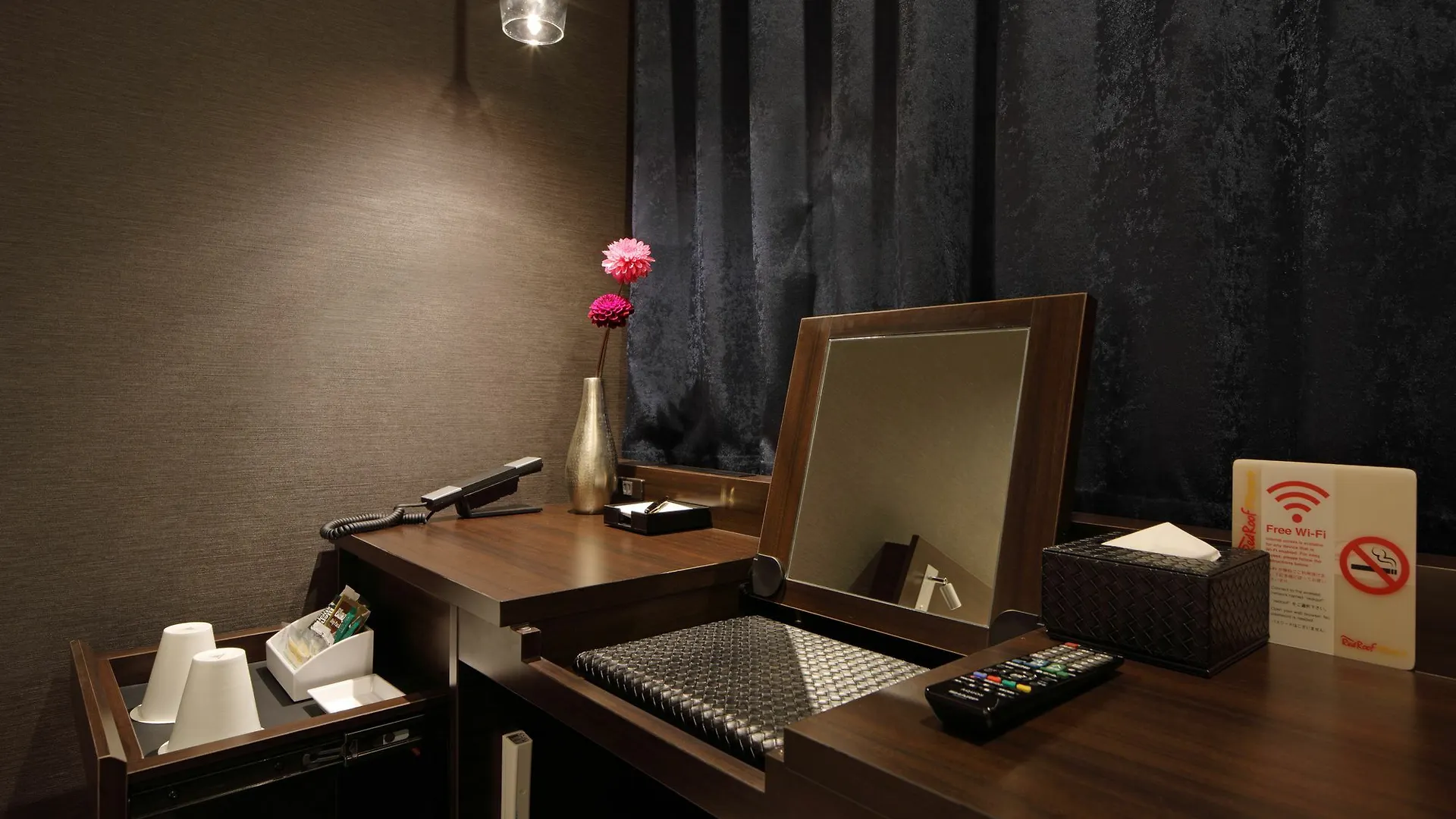 Red Roof Inn & Suites Osaka Namba Nipponbashi Hotel